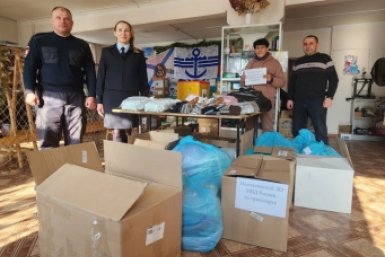 Сотрудники и ветераны Находкинского линейного отдела МВД на транспорте при поддержке общественников и неравнодушных горожан собрали и направили очередной груз для участников СВО Пресс-служба УТ МВД России по ДФО