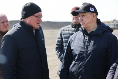 Полпред президента РФ проинспектировал ход строительства центра &quotВосток&quot в Надеждинском округе Пресс-служба полпредства ДФО
