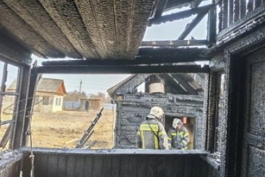 Пожарные Лесозаводска спасли дом от взрыва пресс-служба МинГОЧС Приморья