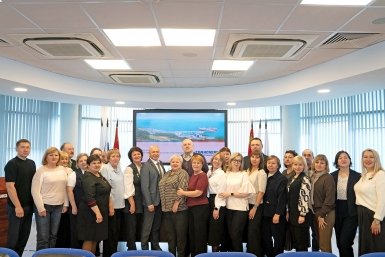 Нефтепорт Козьмино посетили руководители школ Находкинского городского округа предоставлено &quotТранснефть-Порт Козьмино&quot