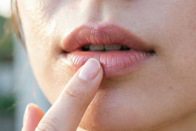 Губы тоже нуждаются в защите: домашний бальзам с УФ-фильтром — без парабенов и переплат