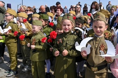 Патриотический праздник прошел на озере Соленом в Находке пресс-служба администрации НГО