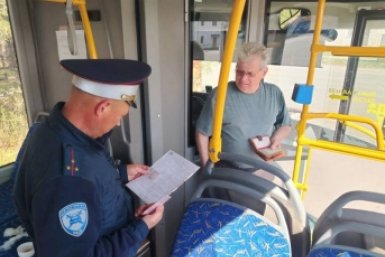 Госавтоинспекция выявила 69 нарушений в ходе рейда &quotАвтобус&quot в Приморье УМВД России по Приморскому краю