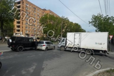 Четыре автомобиля столкнулись на Народном проспекте во Владивостоке телеграм-канал (16+) dpscontrol125region