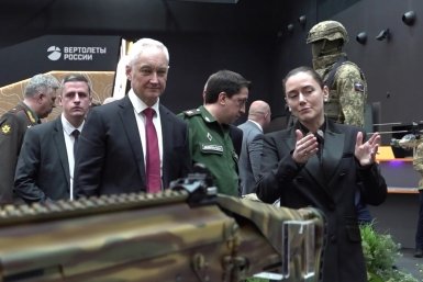 Министр обороны РФ Андрей Белоусов заявил о планах усилить 201-ю российскую военную базу в Таджикистане и нарастить военный потенциал на фоне СВО скрин с видео Минобороны РФ