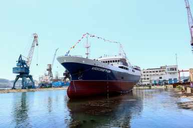 Краболов проекта 03141 спустили на воду на Находкинском судоремонтном заводе