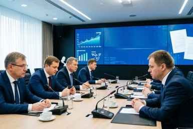 Правкомиссия одобрила законопроект о поддержке ИИ в России сгенерировано нейросетью