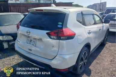 Теперь машина — не ее: как государство отобрало Nissan у пьяной водительницы