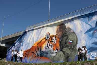 Путин распорядился не трогать тигра, которого он встретил в Приморье