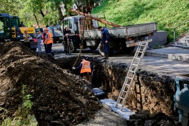 ВПЭС ведет замену коммуникаций на Володарского во Владивостоке