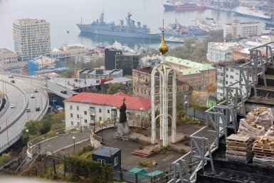 Миллион требуют с подрядчика за недоделанный ремонт дорог у Музейного комплекса Владивостока
