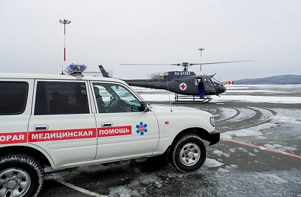 Вертолетом – в операционную: врачи Приморья и Хабаровска спасли мужчину из Находки с редким заболеванием пресс-служба администрации НГО