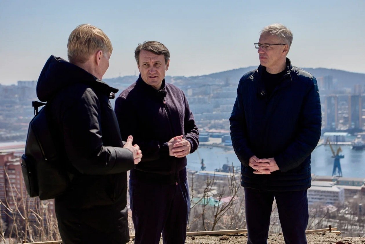 Прогулка с урбанистами по Нагорному парку ИА PrimaMedia