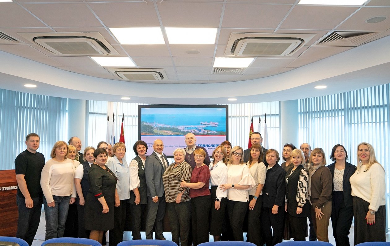 Нефтепорт Козьмино посетили руководители школ Находкинского городского округа предоставлено &quotТранснефть-Порт Козьмино&quot