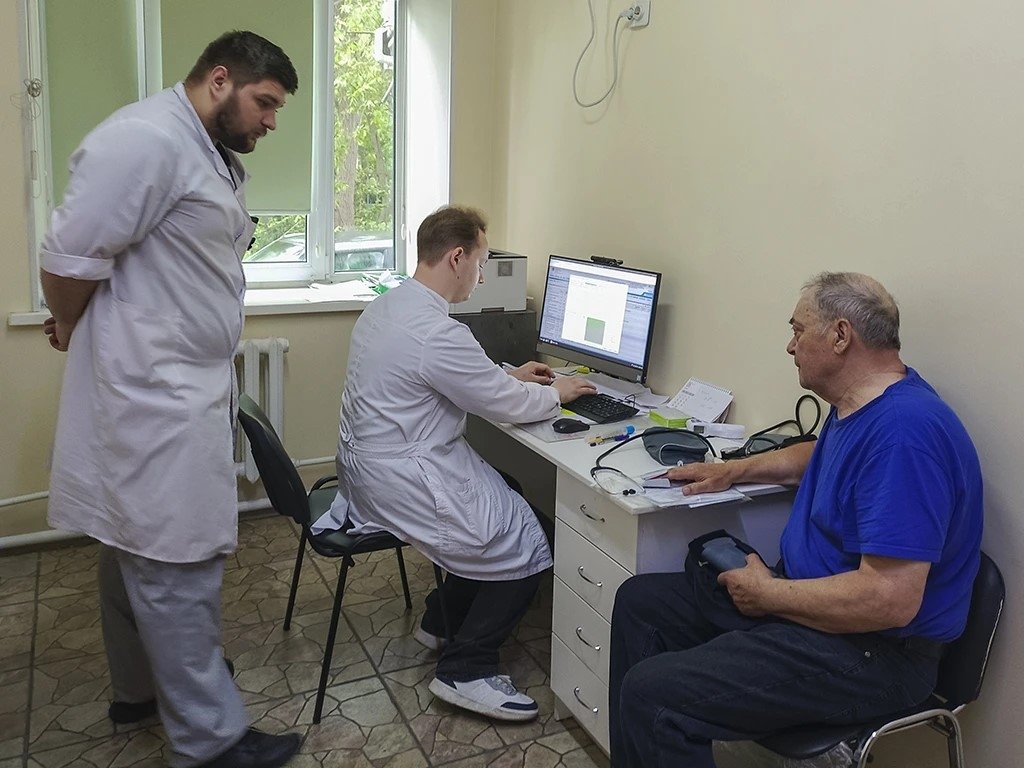 Старшекурсники-медики пополнили штат больницы Находки пресс-служба администрации НГО