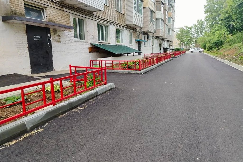 Общественные наблюдатели проверили дворы в Южно-Морском и Врангеле пресс-служба администрации НГО