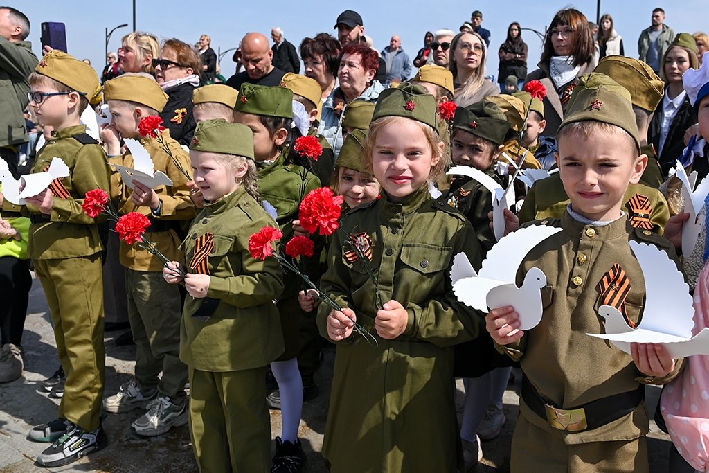 Патриотический праздник прошел на озере Соленом в Находке пресс-служба администрации НГО