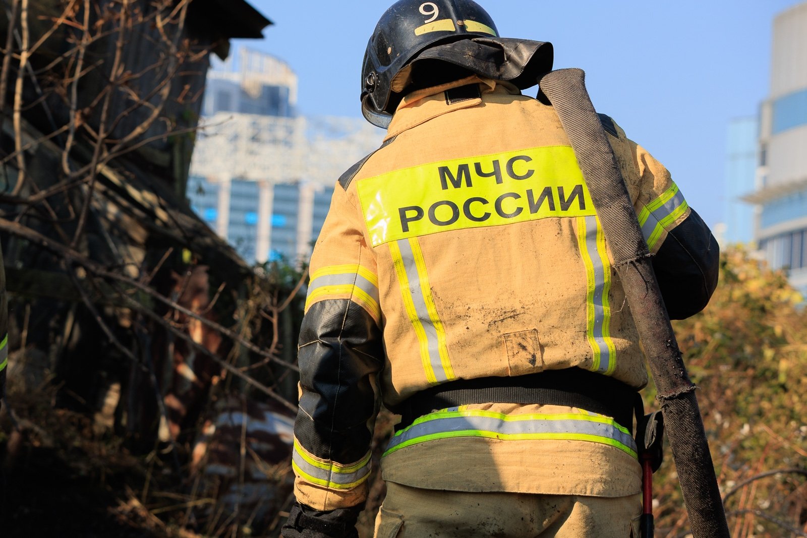Пожар, пожарные, МЧС Яна Гайдук, ИА PrimaMedia.ru